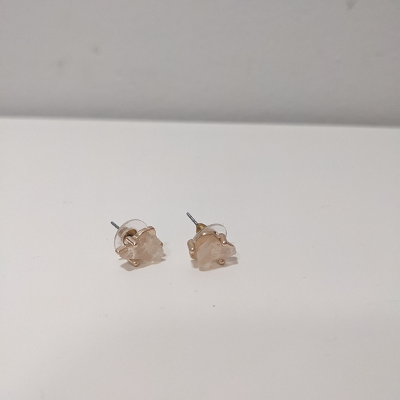 Authentic quartz studs - Picture 5 of 5